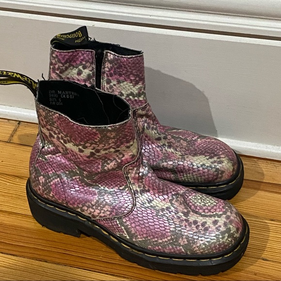 RARE Dr. Martins Made in England Pink Snakeskin boot - Picture 1 of 9